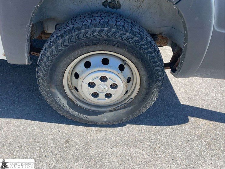2015-ram-promaster-cargo-van-image-21