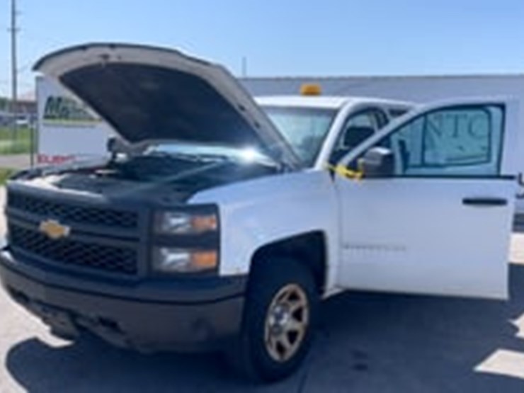 2015-chevrolet-silverado-1500-image-9
