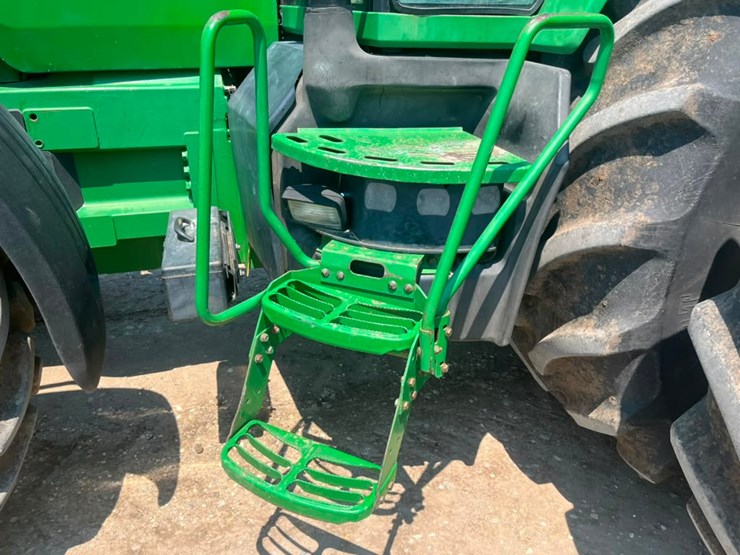 john-deere-8400-image-56