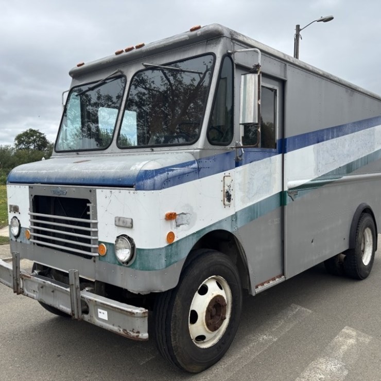 1986 FORD LN700