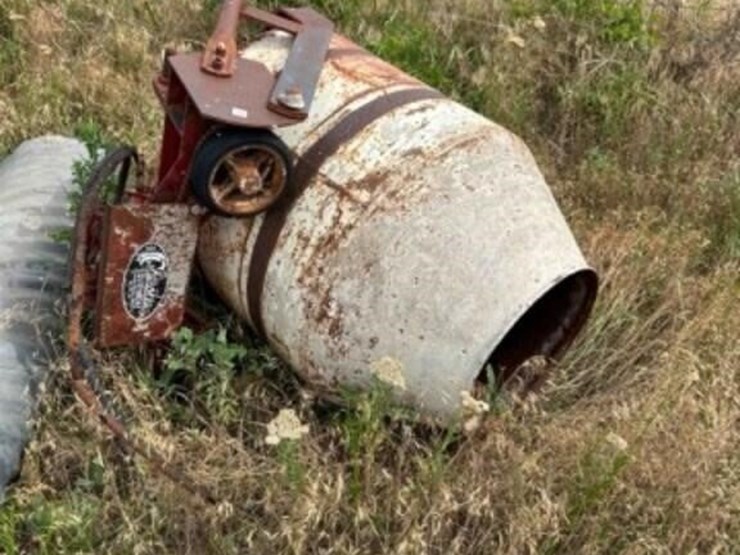 cherokee-equipment-mixer-&-stand-image-1