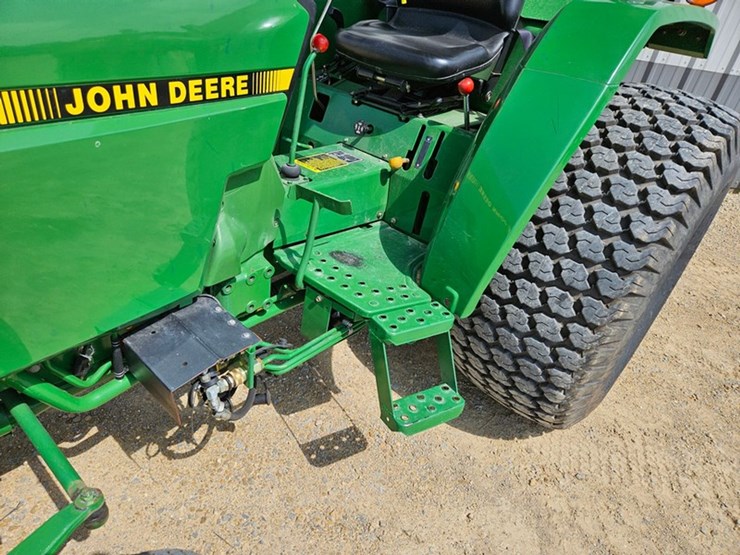 john-deere-1070-image-16