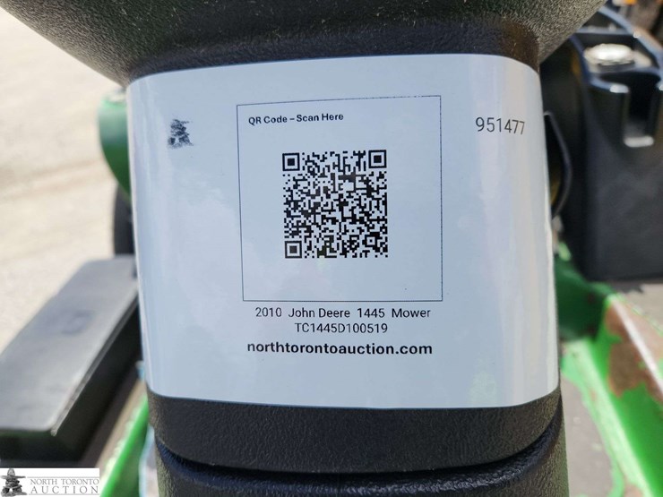 2010-john-deere-1445-image-29