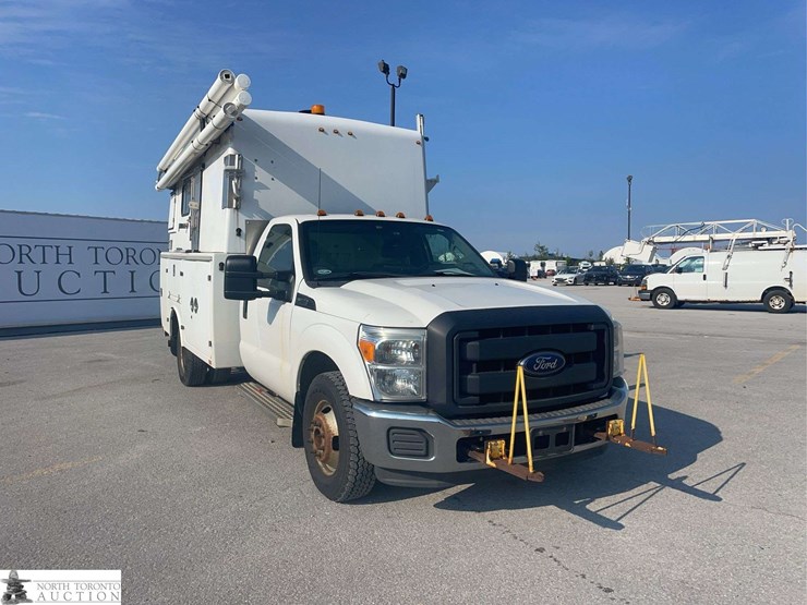 2012-ford-f350-image-3