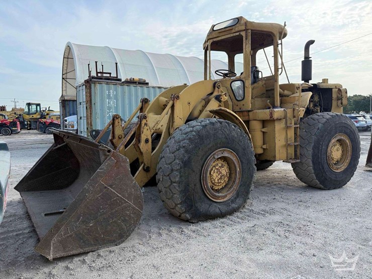 1965-caterpillar-966b-image-1