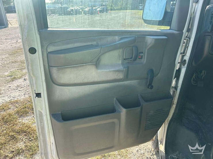 2007-chevrolet-express-2500-image-14