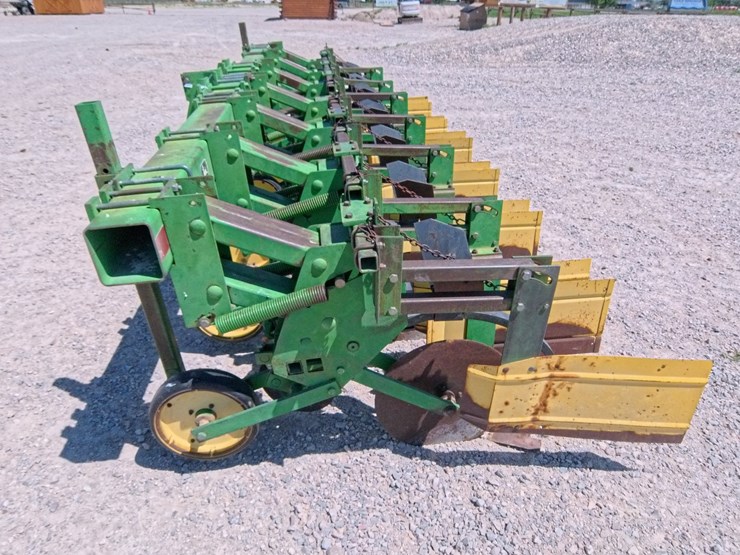 john-deere-885-image-2