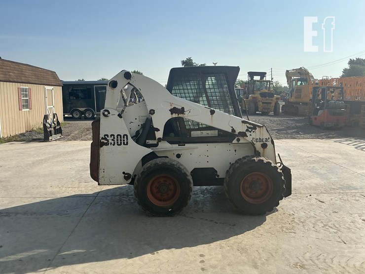 2005-bobcat-s300-image-5