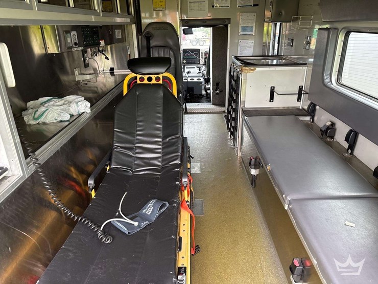 2013-international-durastar-4300-image-6