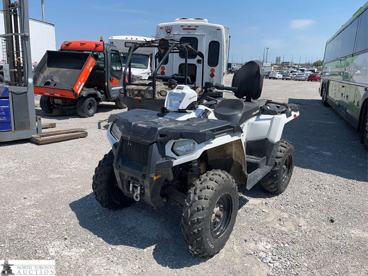 2017-polaris-sportsman-image-1