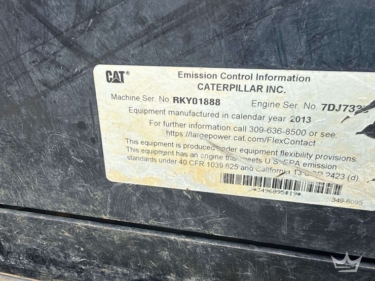 2013-caterpillar-303-image-38