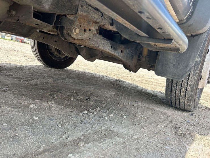 2019-ford-f550-image-33