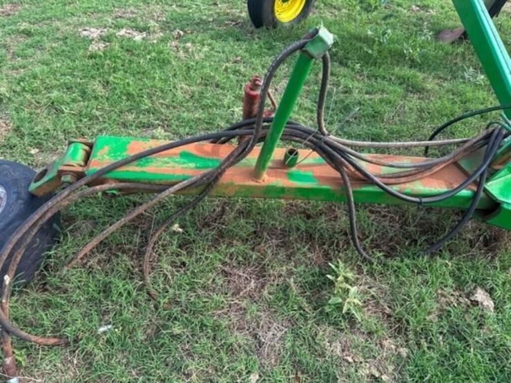 john-deere-3700-image-4
