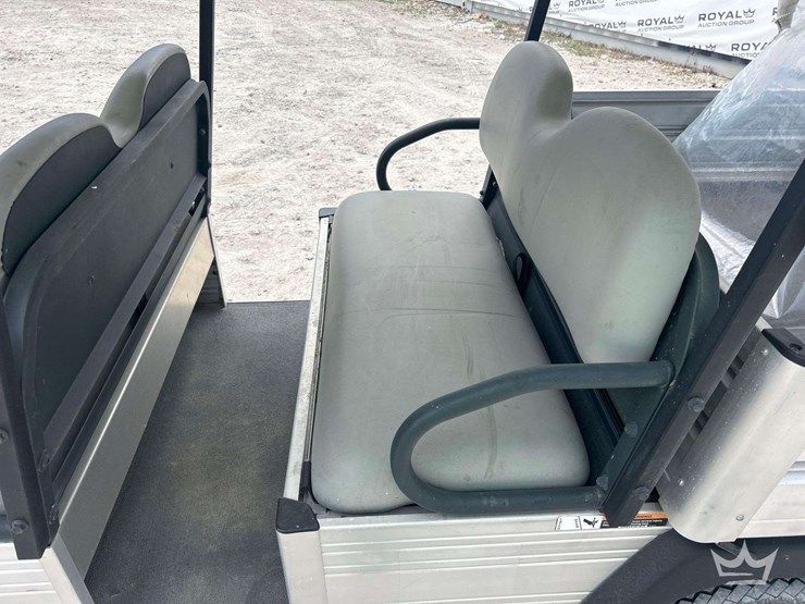 2019-club-car-carryall-transporter-electric-utility-cart-image-22