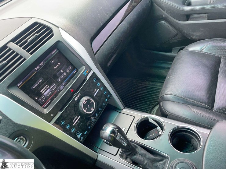2013-ford-explorer-image-13