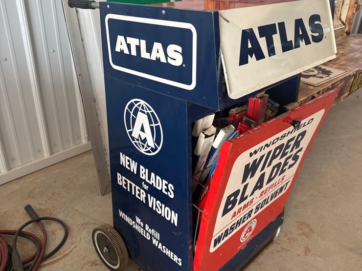 atlas-wiper-blades-display-cabinet-image-5