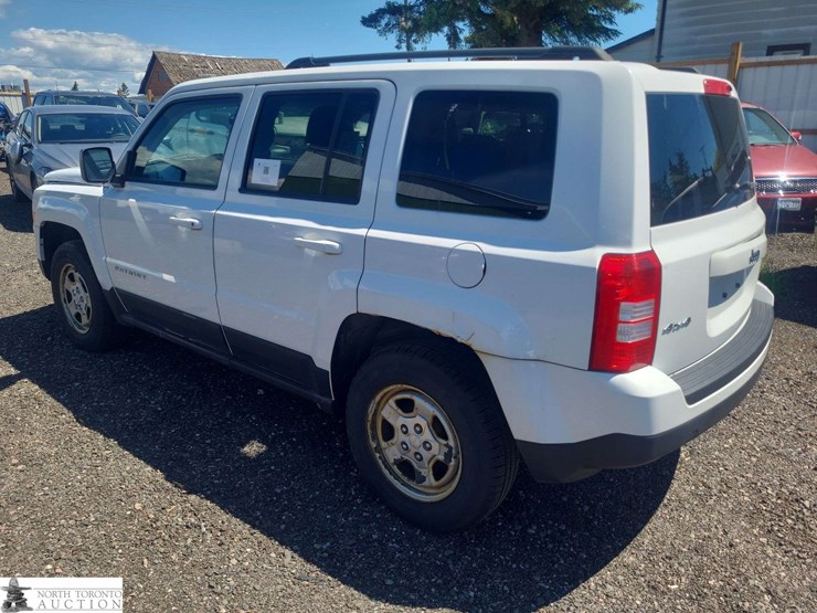 2012-jeep-patriot-image-6