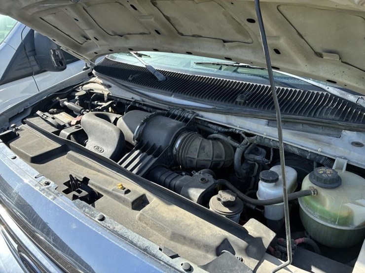 2013-ford-e350-sd-image-6