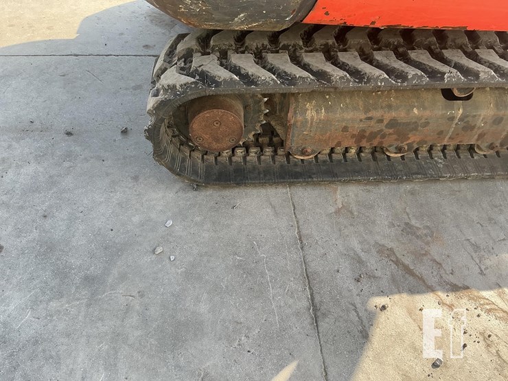 2021-kubota-kx040-4-image-10