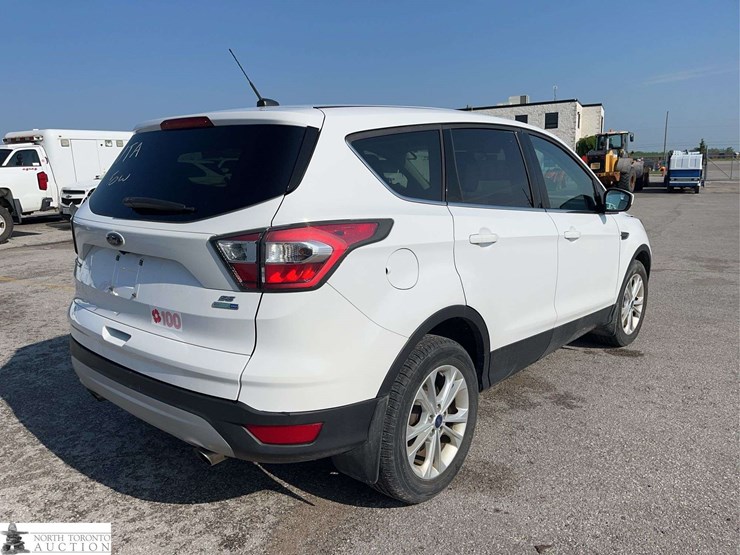 2017-ford-escape-image-5