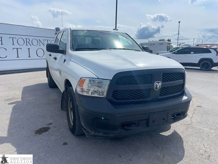 2014-dodge-1500-image-3