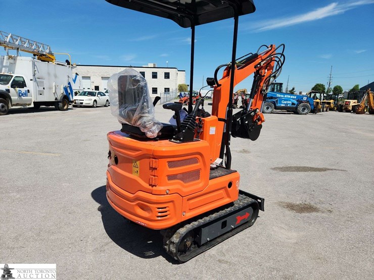 unused-2025-machpro-319-orange-blt-1-mini-excavator-image-6