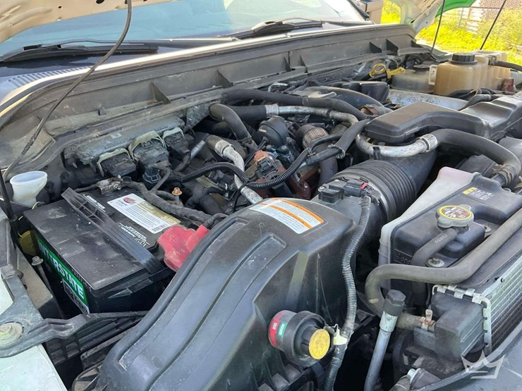 2012-ford-f550-image-8