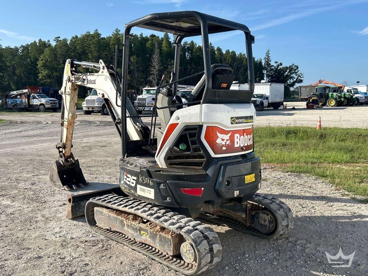 2021-bobcat-e26-image-4
