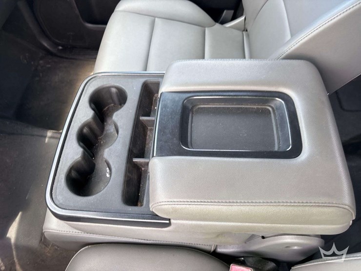 2018-chevrolet-silverado-1500-image-14