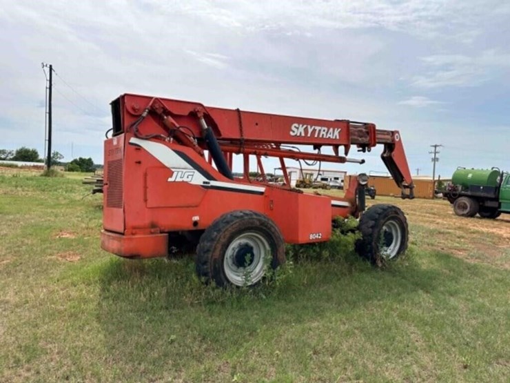 sky-trak-8042-image-10