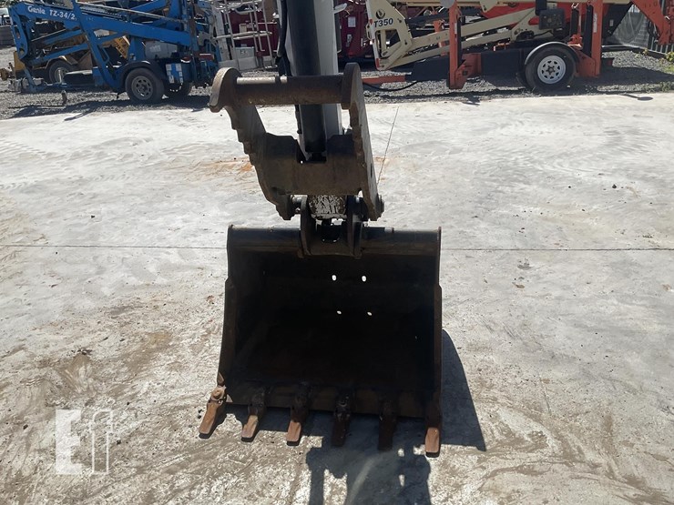 2017-bobcat-e50-image-11