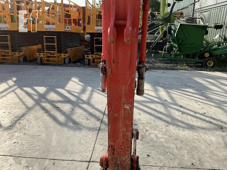 2015-kubota-kx040-4-image-12