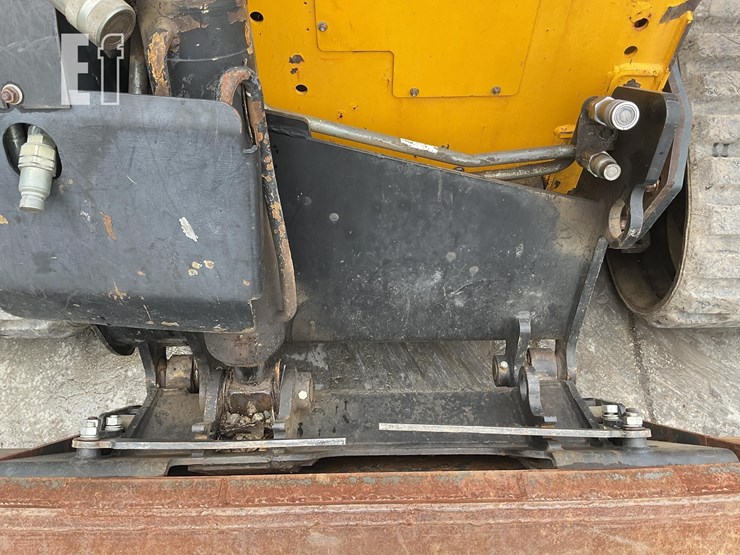 2006-jcb-1110t-image-12