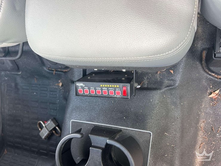 2015-ford-f550-image-18