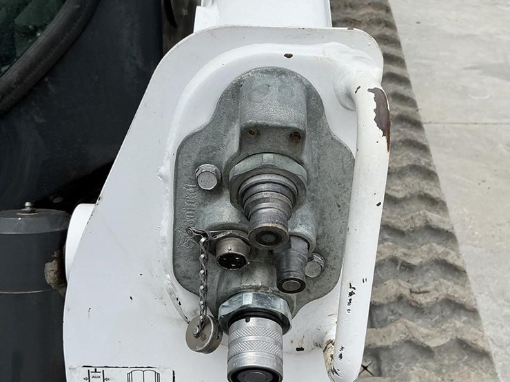 2018-bobcat-t650-image-10
