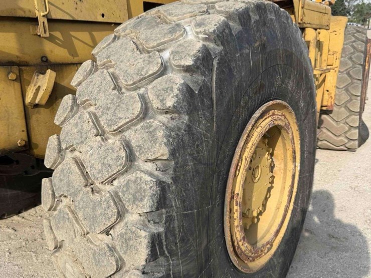 1965-caterpillar-966b-image-26
