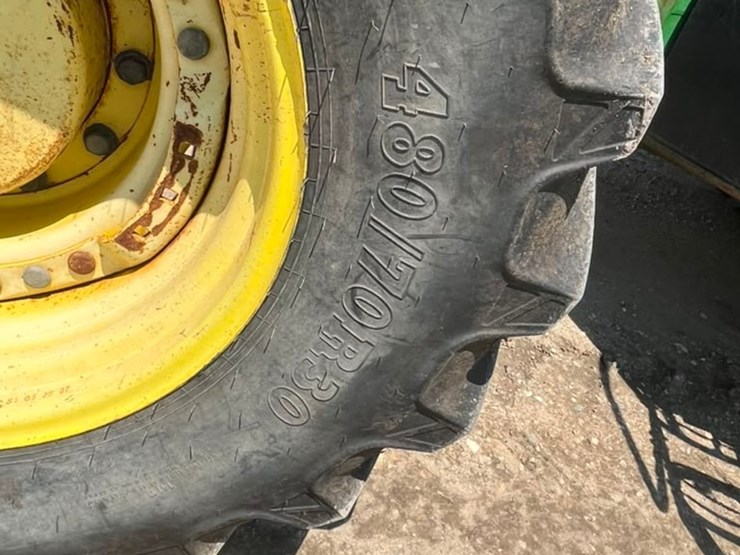 john-deere-8330-image-27