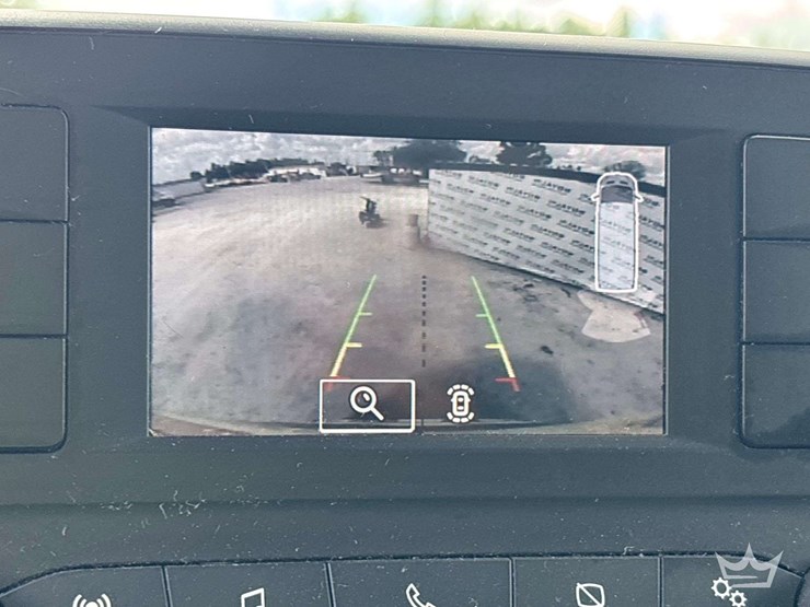 2020-ford-transit-image-17