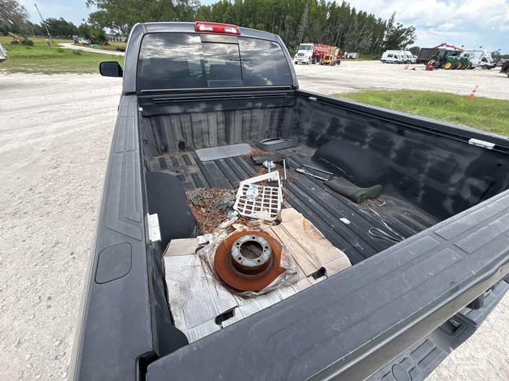 2014-toyota-tundra-image-22