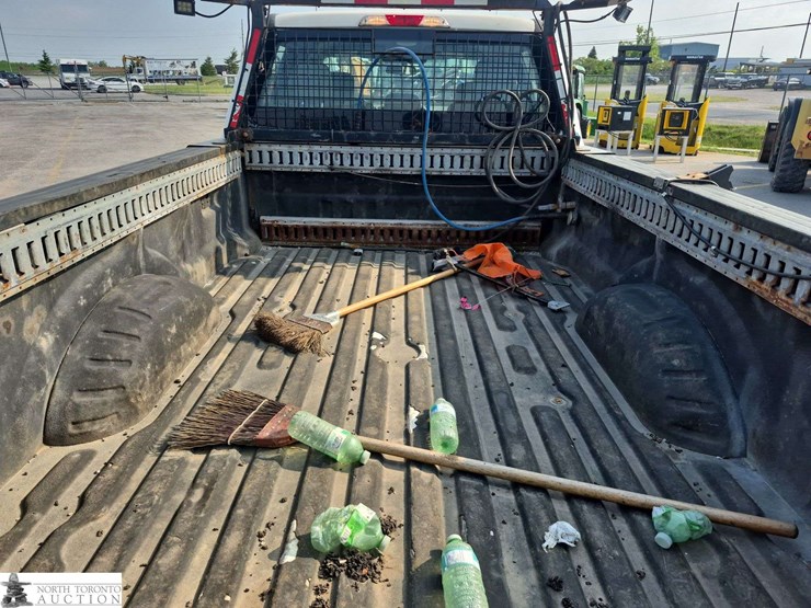 2017-ford-f350-image-26
