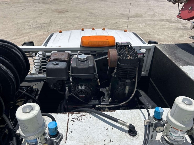2019-ford-f550-image-31