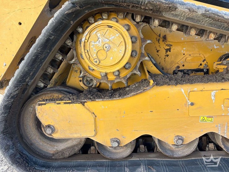 2021-caterpillar-259d3-image-38