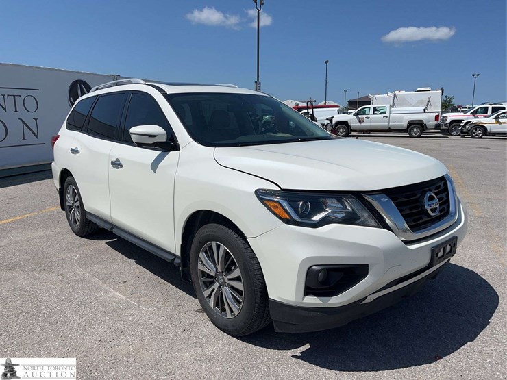 2020-nissan-pathfinder-image-3