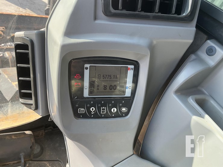 2018-kubota-kx080-4s2-image-16