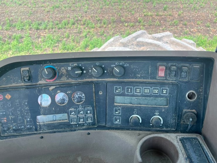 john-deere-8400-image-24