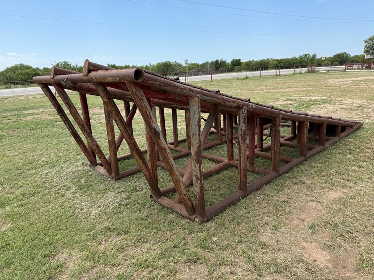 23’l-x-9.5’w-x-5.9’h-heavy-duty-rig-/-truck-ramp,-skidded-image-4