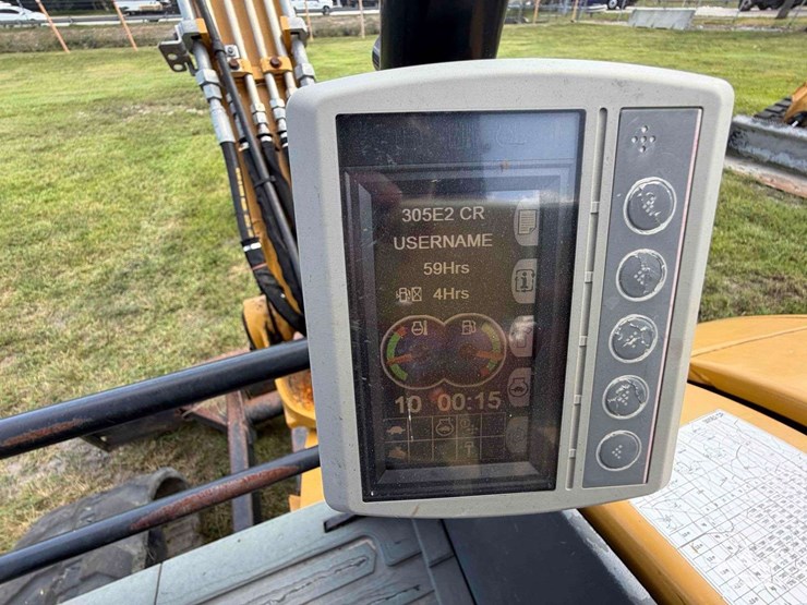 2016-caterpillar-305e2-image-26