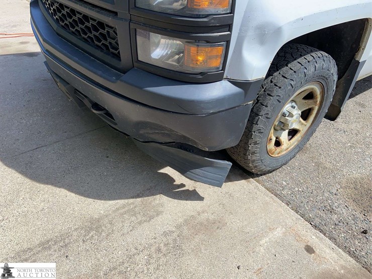 2015-chevrolet-silverado-1500-image-15
