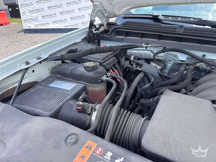 2018-chevrolet-silverado-1500-image-8