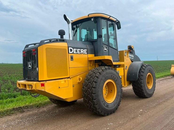 deere-544k-image-11